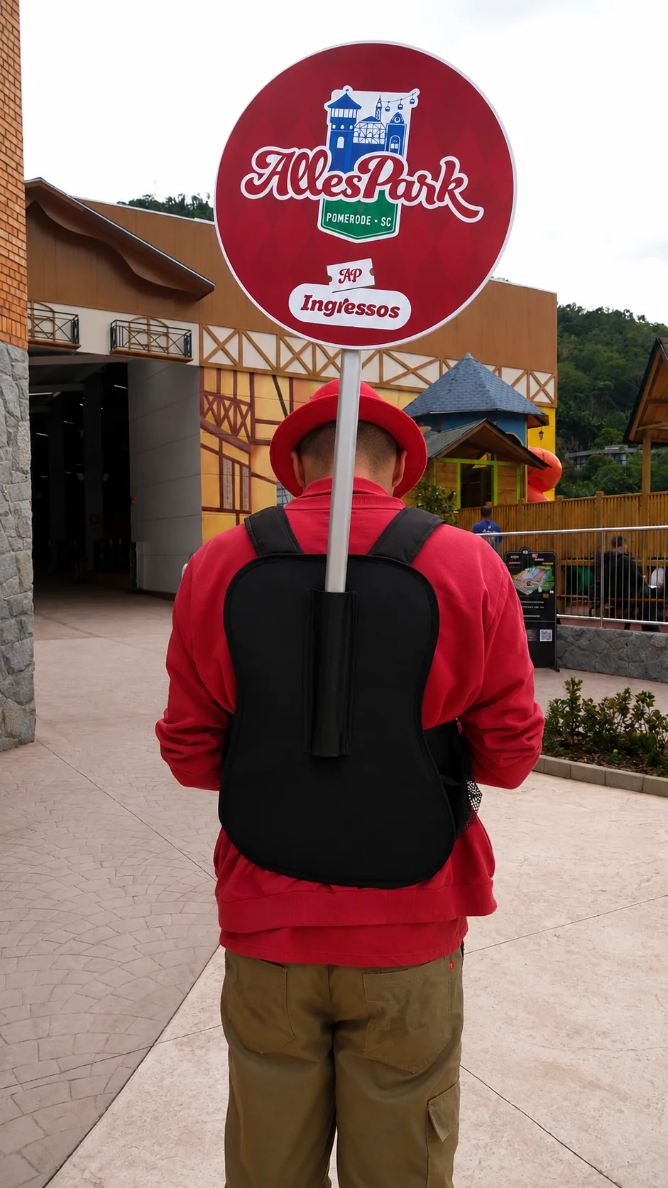 Mochila pirulito com chapa adesivada com arte do cliente